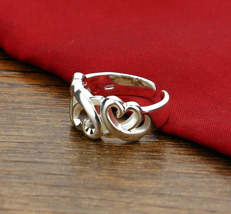 Новое модное простое кольцо в форме сердца. Женское с регулируемым размером