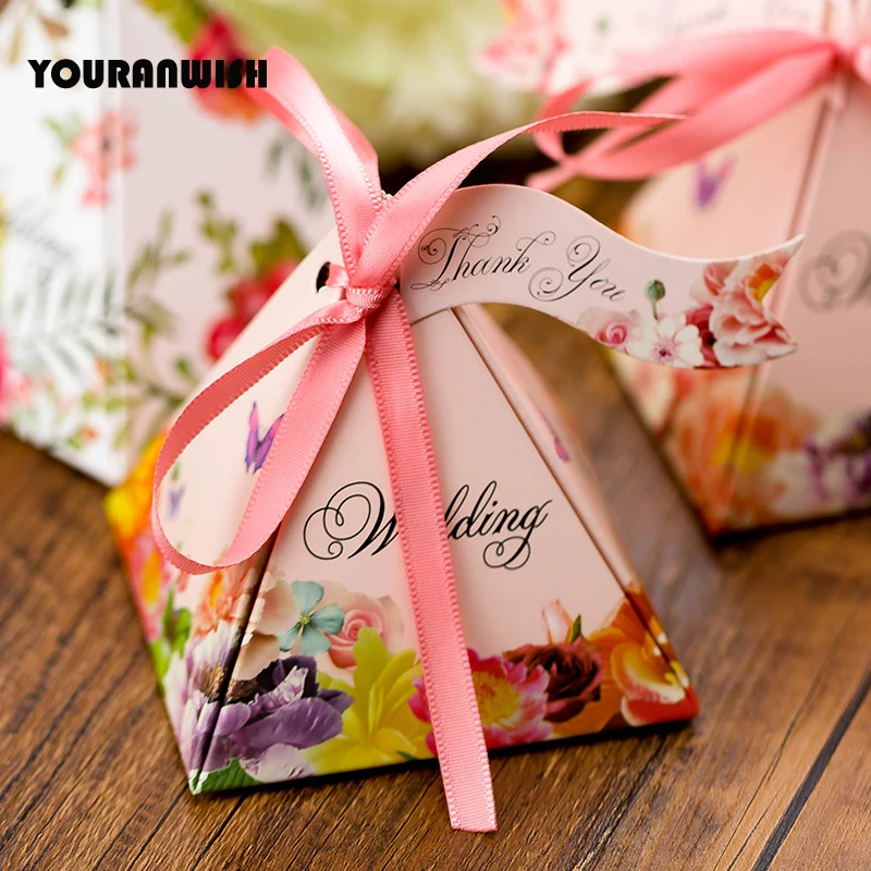 Yourwish 50 шт. свадебные коробки для конфет Сувенирная Коробка бумажный подарочный пакет упаковочная коробка для гостей вечерние украшения принадлежности Пирамида