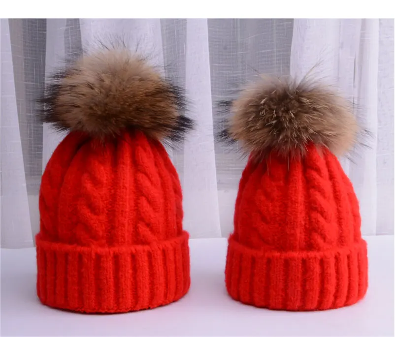 Зимняя шапка Skullies шапочки Шапки зимние шапочки для Для женщин для мамы и для маленьких мальчиков девочек Детское хлопковое вечернее платье в горошек, 15F шляпа помпонами шляпа 2 шт