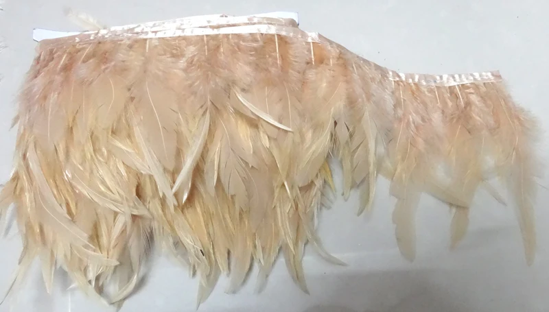Бесплатная доставка Набор из 10 м/лот цвета слоновой кости петух Плюмаж перо