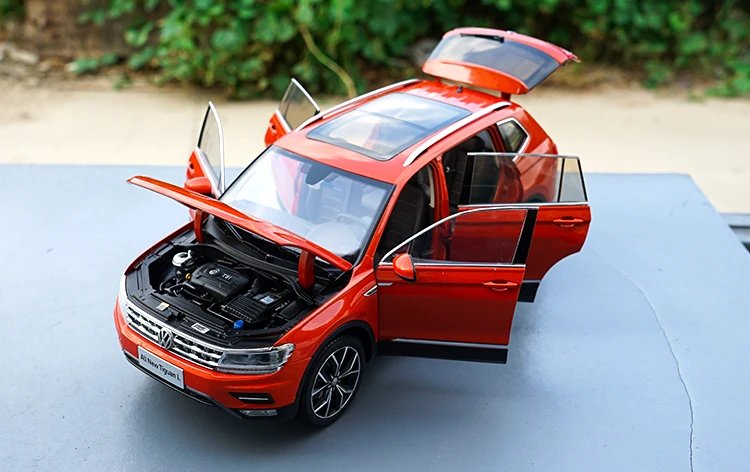 Горячая Распродажа 1:18 TIGUAN L сплав модель автомобиля, усовершенствованное Моделирование Коллекция металлическая модель автомобиля украшения