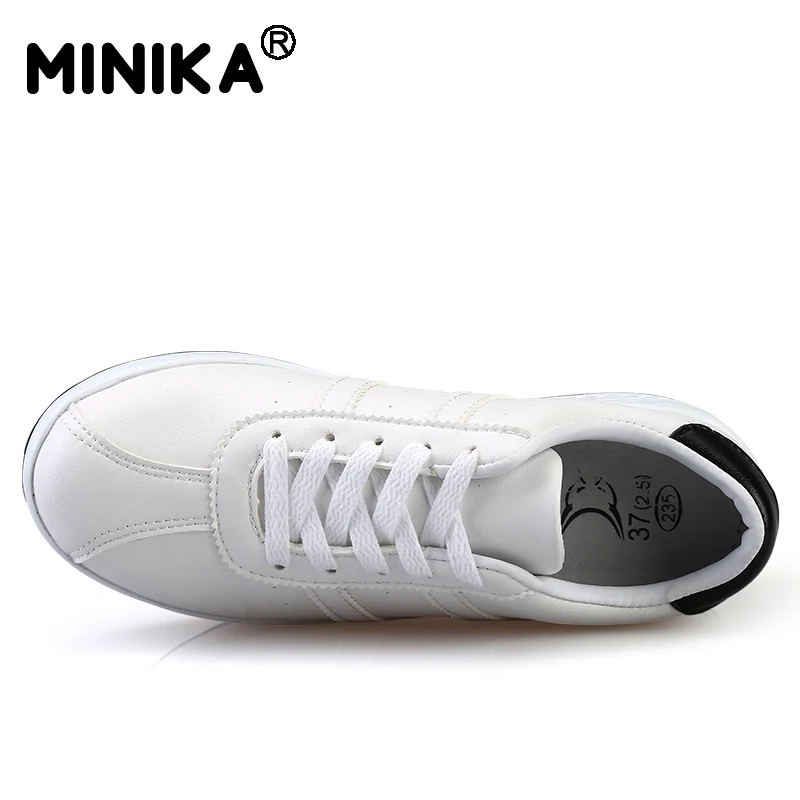 Minika/женская повседневная обувь на платформе кожаная женская танкетке белая
