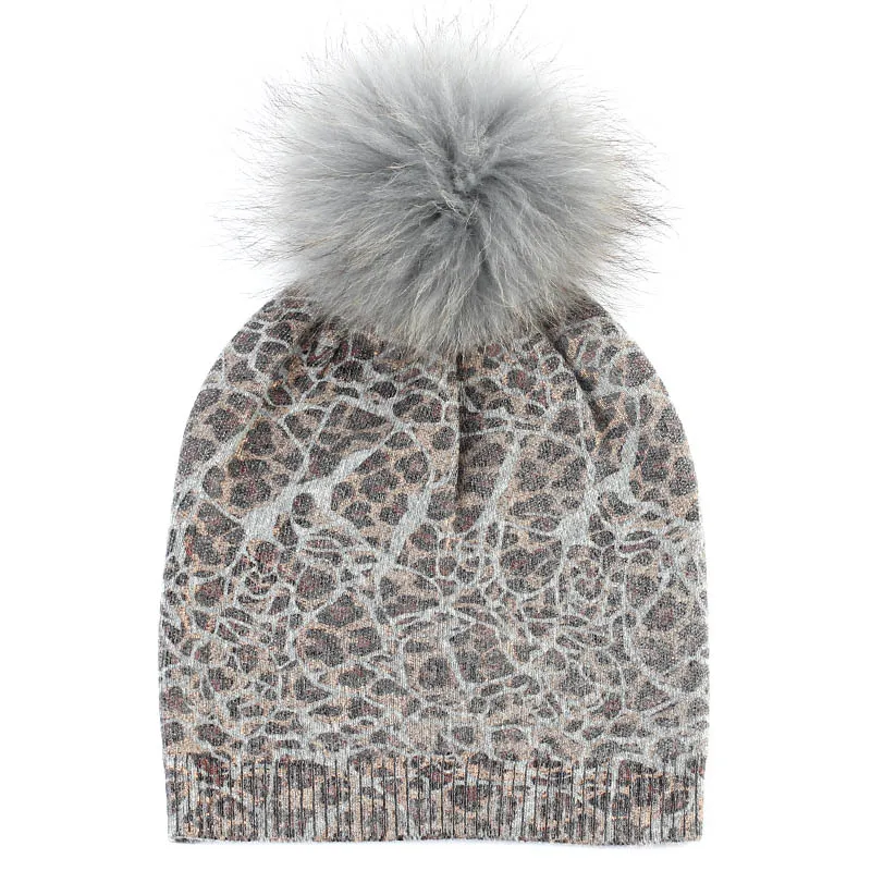 Light Grey B Geebro Женская леопардовая шапочка с помпоном, зимняя теплая кашемировая громоздкая шапка с помпоном из меха енота для женщин Skullies - Цвет: Light Grey B