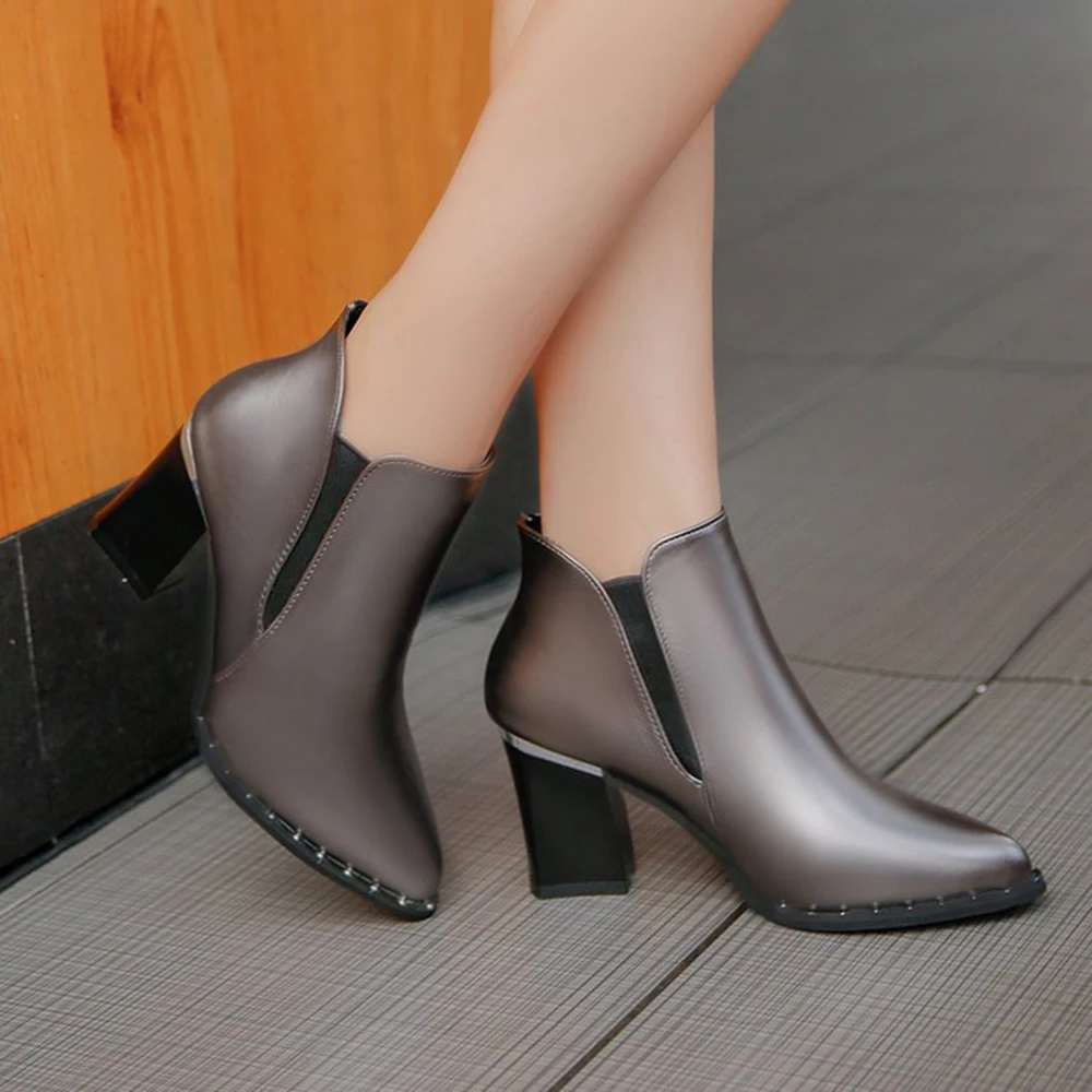 Женские ботинки Martin в европейском стиле с заклепками британском Осень-зима 2019 |