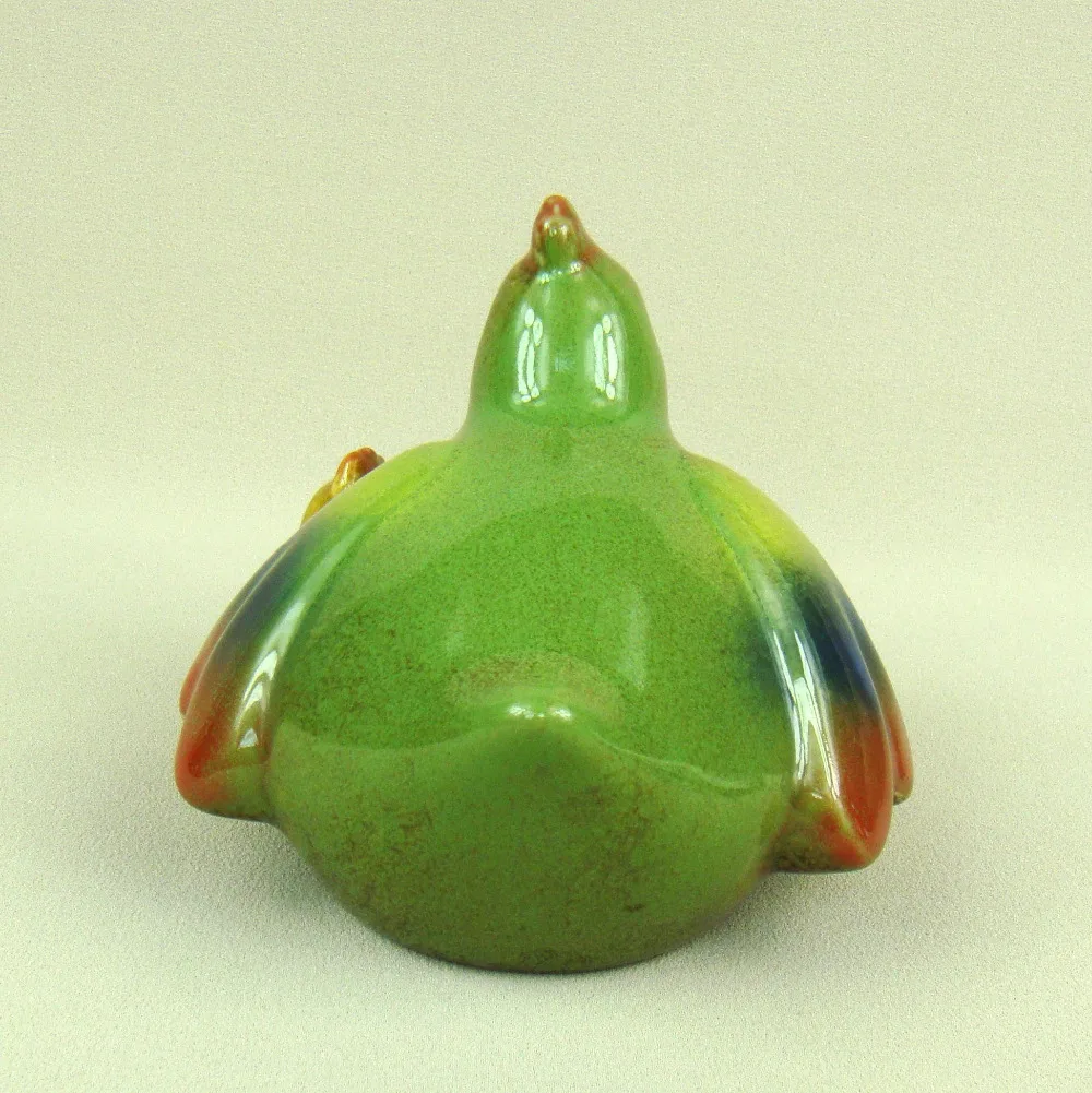 Фарфоровая курица и цыплята миниатюрная Керамика ручной работы фигурка птицы