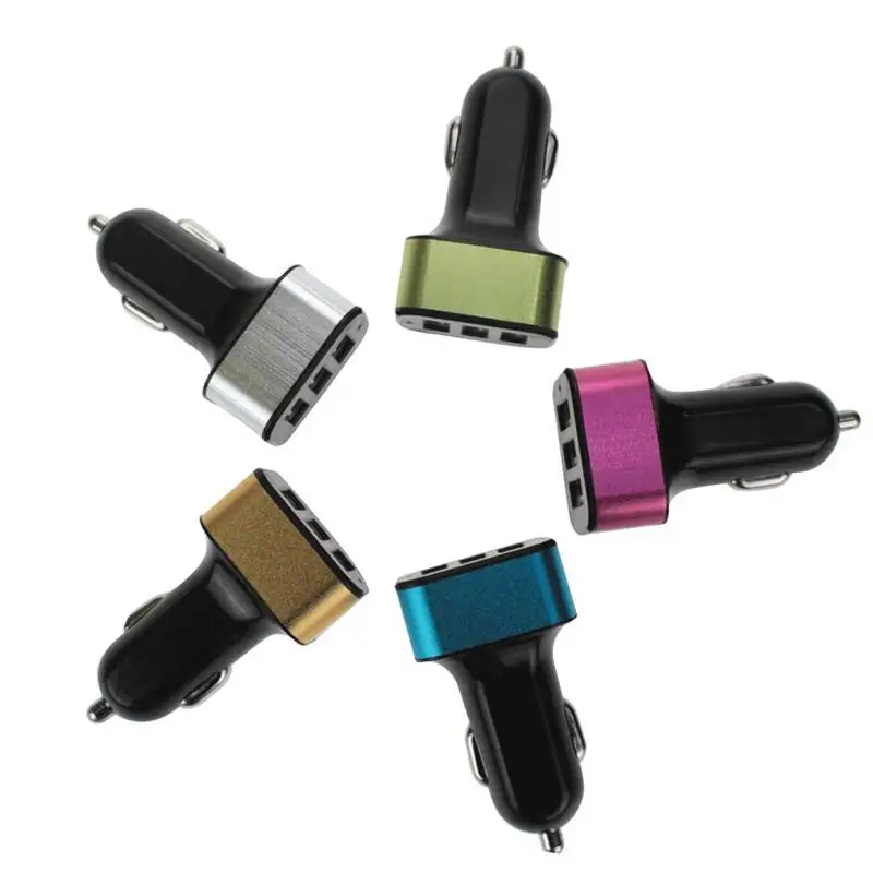 Автомобильное зарядное устройство подстаканник с тройным usb портом для iphone 8 Plus 7