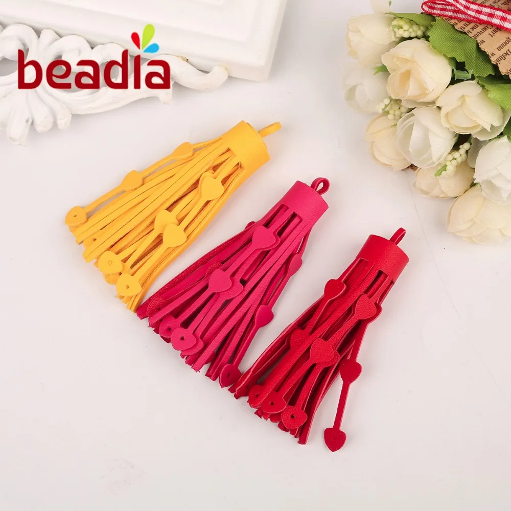 2 шт. imitmation кожа Сердце с рисунком пентаграммы Форма кисточка DIY Серьги висит Шарм