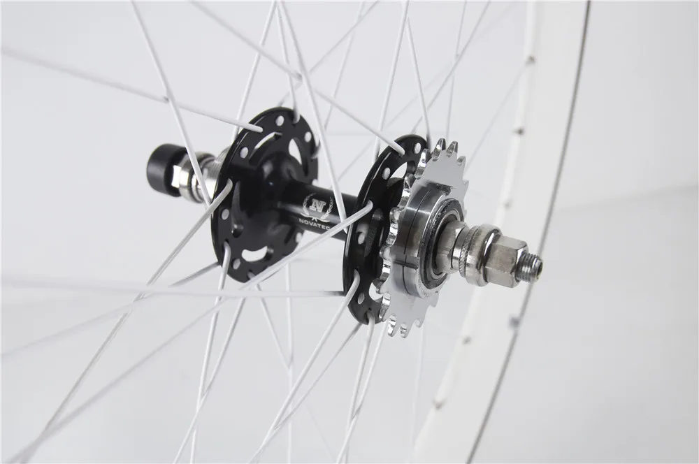 Карбоновая фиксированная шестерня с рисунком по индивидуальному заказу