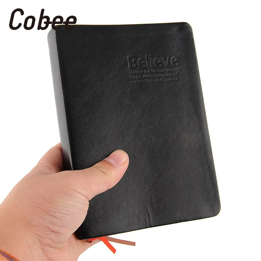 Блокнот в античном стиле с кожаной обложкой и толстыми пустыми страницами