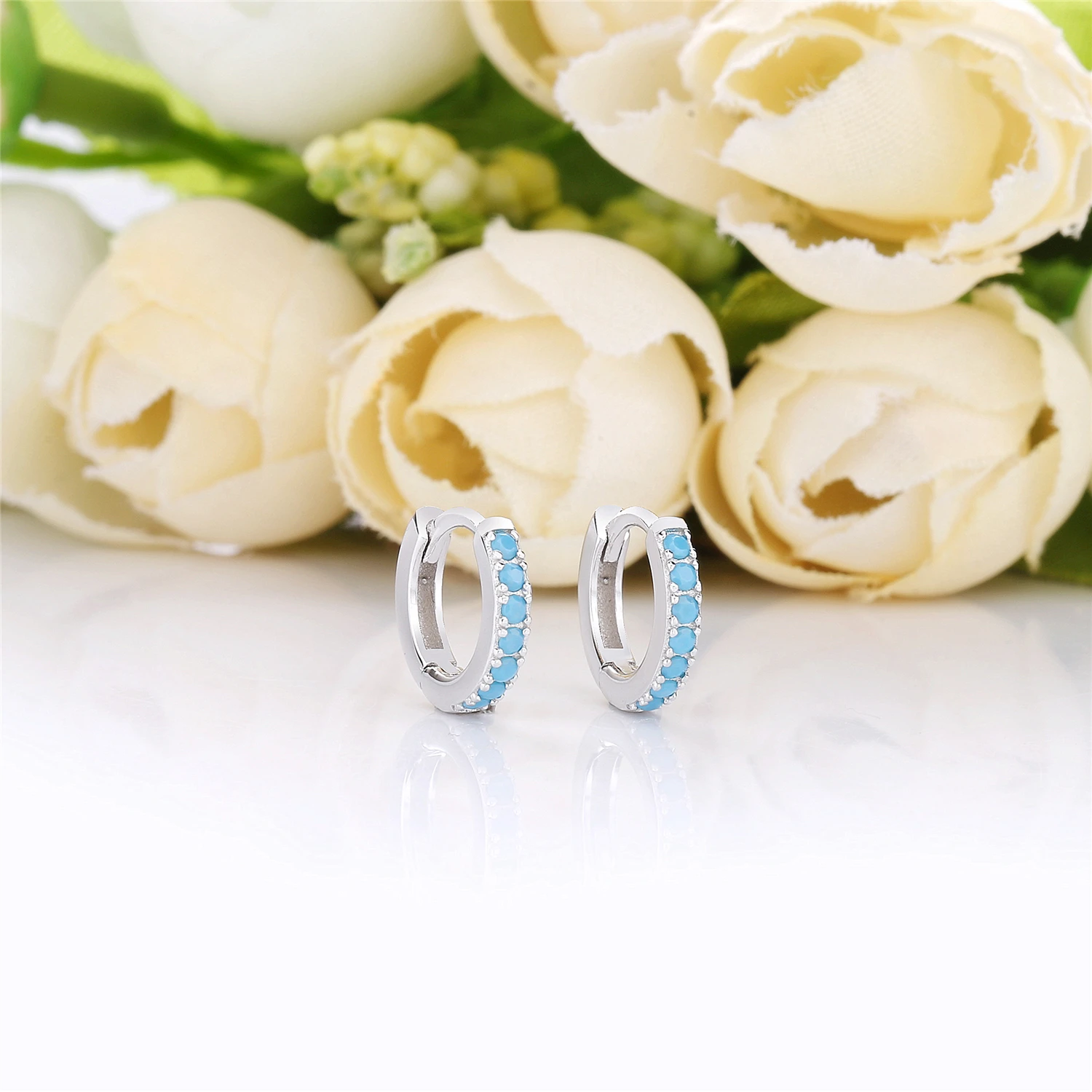 

Slovecabin 925 Sterling Silver Huggie Hoop Earrings With Blue Zircon Mini Simple Earrings aros mujer oreja