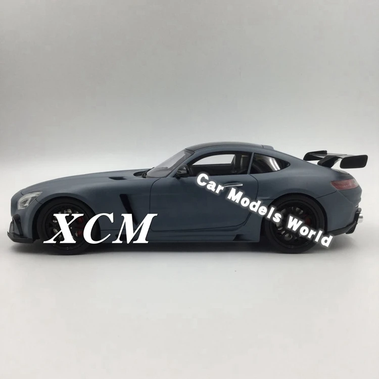 Полимерная модель автомобиля для GT Spirit FAB Design Areion(серый) 1:18+ маленький подарок