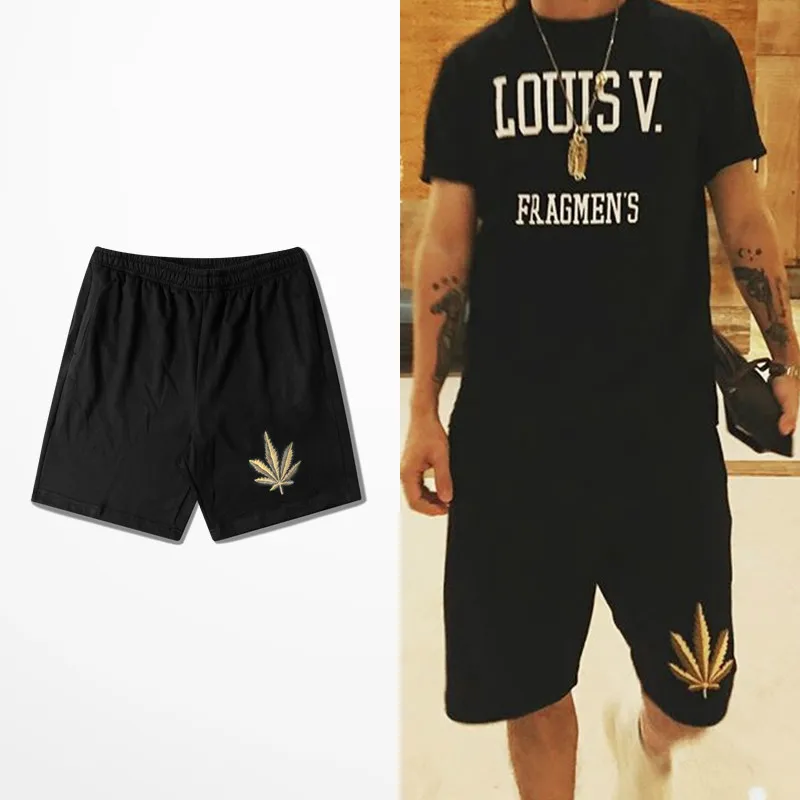 

European American High Street Summer Men Shorts Maple Leaf Embroid Fashion Short Pants Skateboard Hip Hop Beach Shorts Men