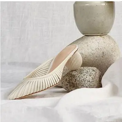 beige slippers XGRAVITY/Новинка; не сужающийся книзу массивный каблук; Летние босоножки на каблуках необычные дизайнерские босоножки на высоком каблуке; модная женская обувь для вечеринок; шлепанцы с острым носком для женщин; B045 - Цвет: beige slippers