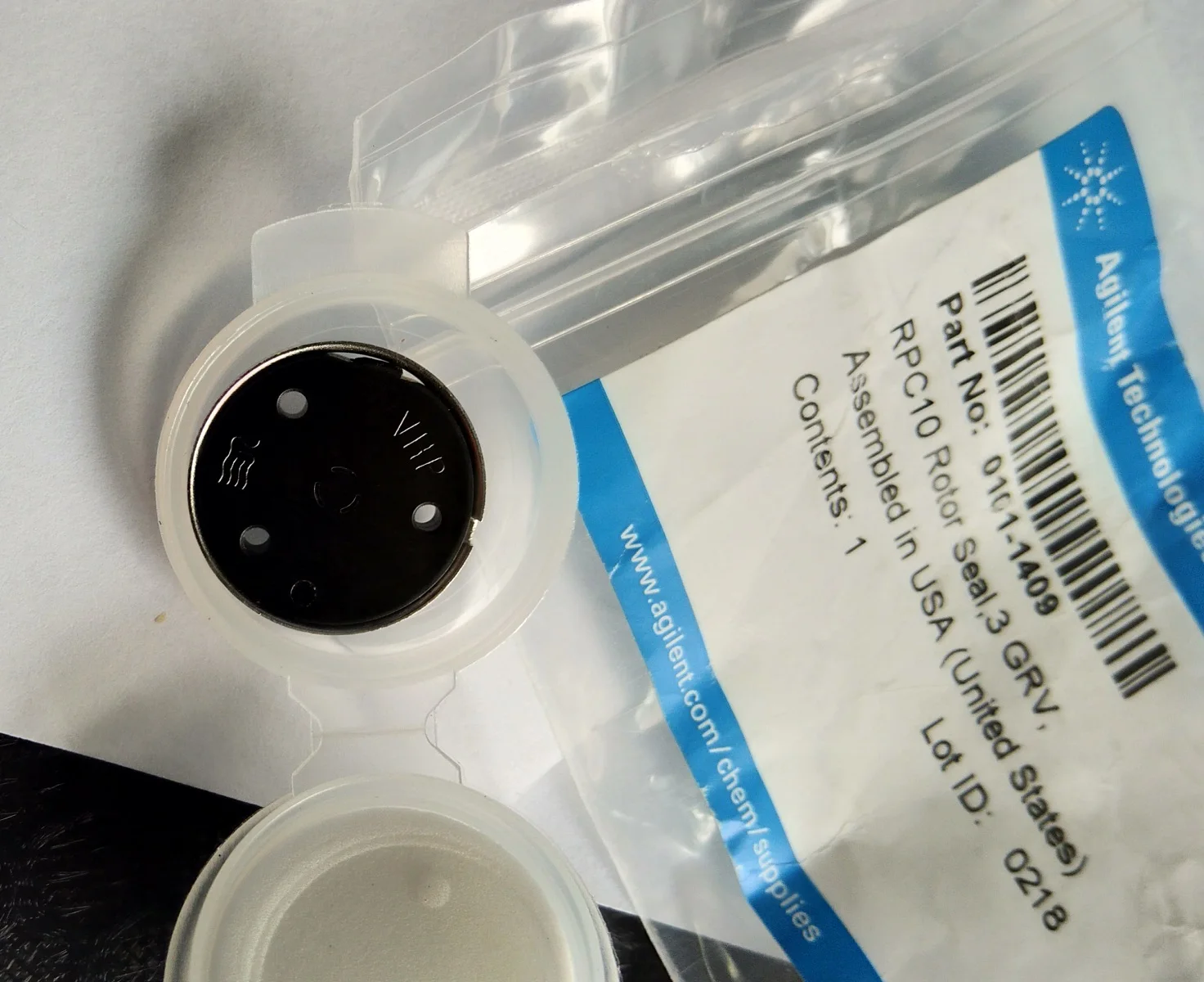 

For Agilent 0101-1409 Rotor seal, 3 holes, Maximum Pressure 600 Bar Used
