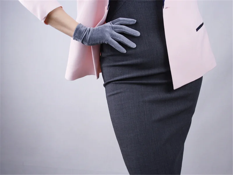Бархатные удлиняющие перчатки 60 см розовые красные женские модели высокие эластичные бархатные золотые бархатные сенсорные экраны SRMH60