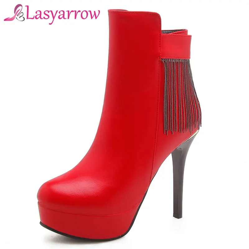 

Lasyarrow/2018; большие размеры 32-42; женские ботинки для вечеринок; модная женская обувь на высоком каблуке; пикантные Зимние ботильоны с кисточками и цепочками