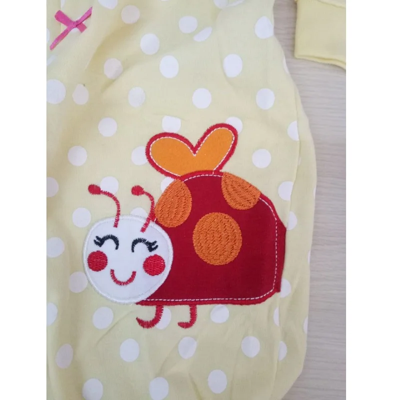 2017 весенний комбинезон с божьей коровкой белая одежда в горошек для маленьких