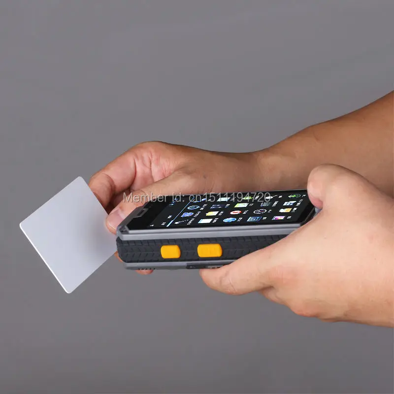 4.3 дюймов логистика устройство PDA содержит 3 г BT и 2d штрих-кодов сканирования |