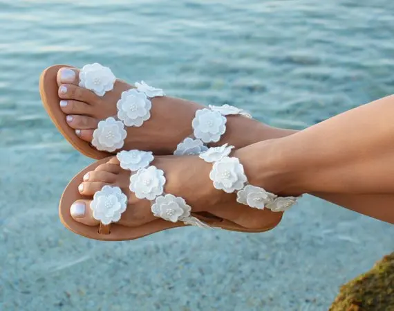 Женские босоножки Новинка 2021 года Летняя обувь сандалии на плоской подошве с