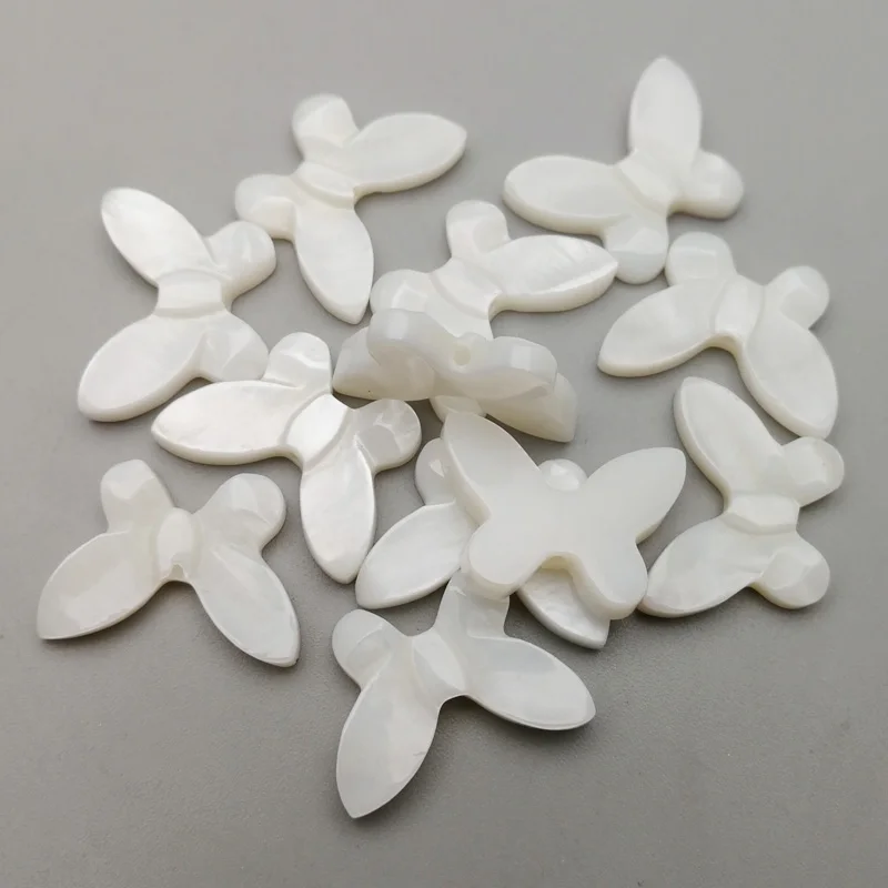 Wholesale Charm Small butterfly Natural Shell Pendant for Jewelry Making DIY Earring Bracelet Necklace accessories 12Pcs | Украшения и