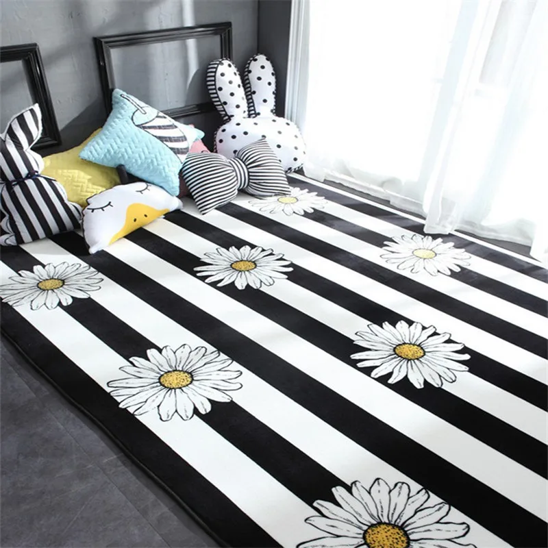 

Nordic Home carpet Thicken velvet Child Crawl Antiskid Mat Outdoor picnic Pad/Yoga mat white and black Bedroom Rugs and carpets