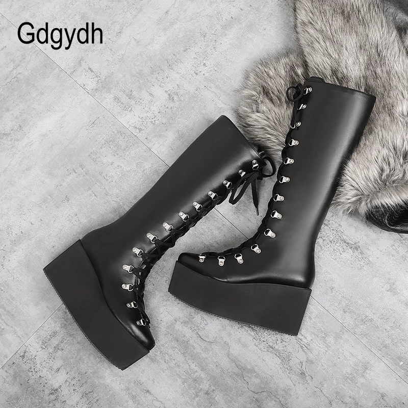 Gdgydh/женские сапоги до колена; сапоги на платформе и танкетке; Женская обувь в стиле панк и готика; удобная обувь с острым носком на шнуровке; большой размер 43