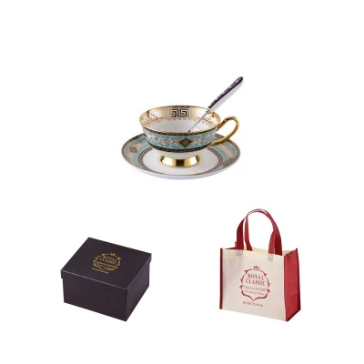 1 piece set gift box Высококачественная кофейная чашка из костяного фарфора с золотым узором в европейском стиле, Набор чашек для послеобеденного чая, керамическая чайная чашка с цветами, роскошный набор кофейных чашек - Цвет: 1 piece set gift box