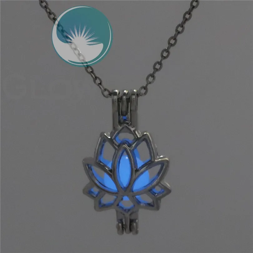 

Lotus Flower Dark Luminous Necklaces Silver Color Chain Necklace Glowing in Dark Pendant Necklaces Collares Maxi Choker GG52