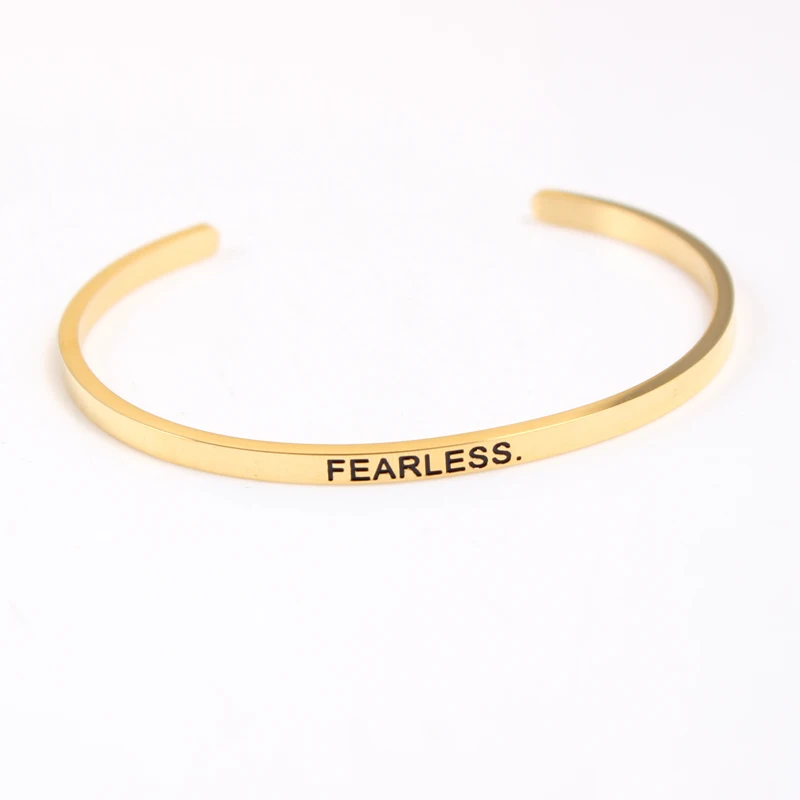 2017 Новый браслет с гравировкой из нержавеющей стали (бесстрашный) воодушевляющая