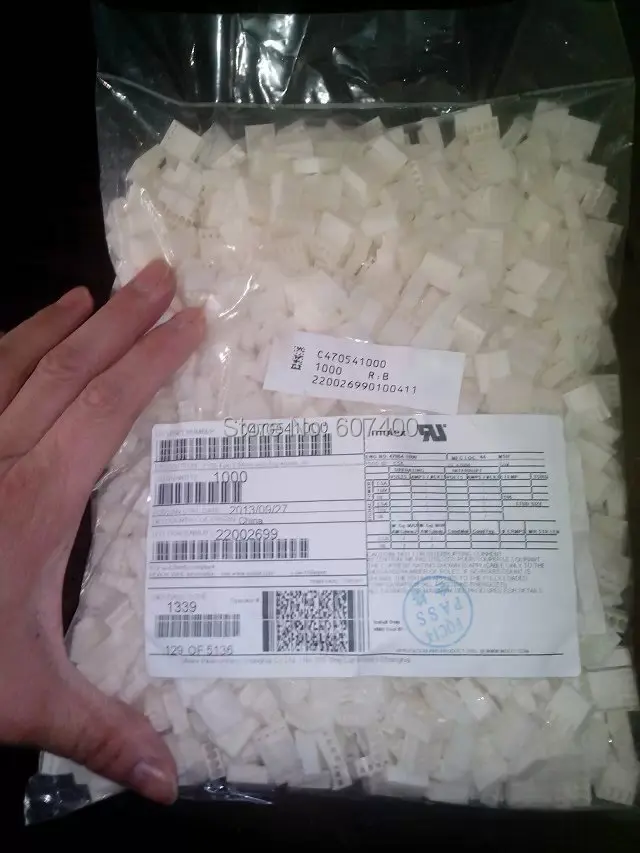 0470541000 4PIN 2 54 мм HSG W/POLAR. RIB 47054-1000 Соединители Клеммы корпуса 100% новые и оригинальные