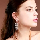 Новое поступление, серьги-капли, модные серьги с простым дизайном, серьги с кристаллами и перьями для женщин, оптовая продажа, подарок на дату, серьги, ювелирные изделия, аксессуары