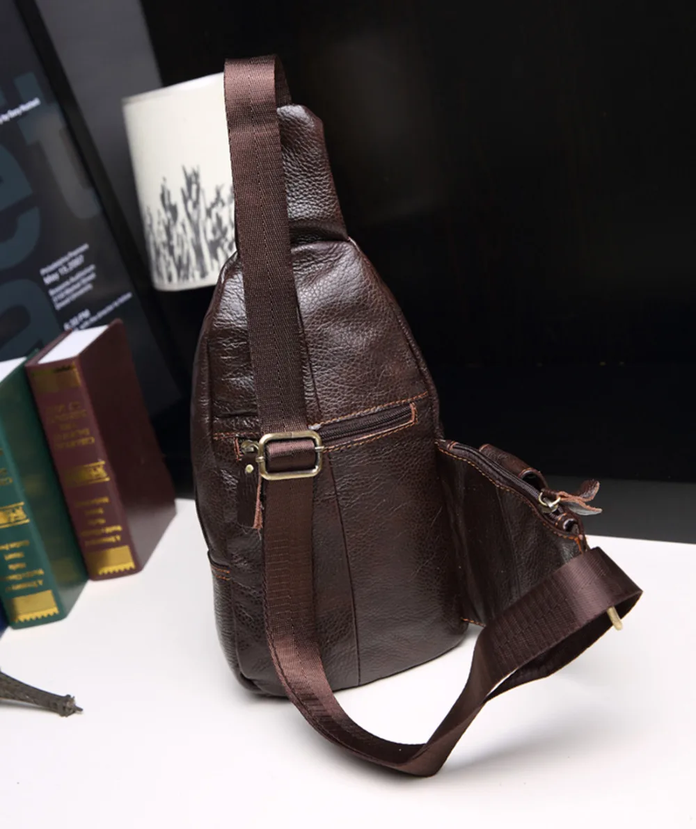 Мужская сумка мессенджер из натуральной воловьей кожи треугольная через плечо