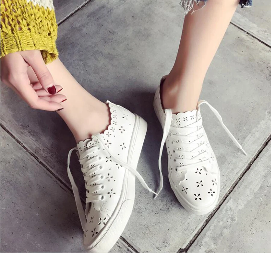 

Summer Breathable Mesh Shoes Women's Wild White Shoes Girls Casual Pedals Lazy Shoes Fashion Breathable and Comfortable