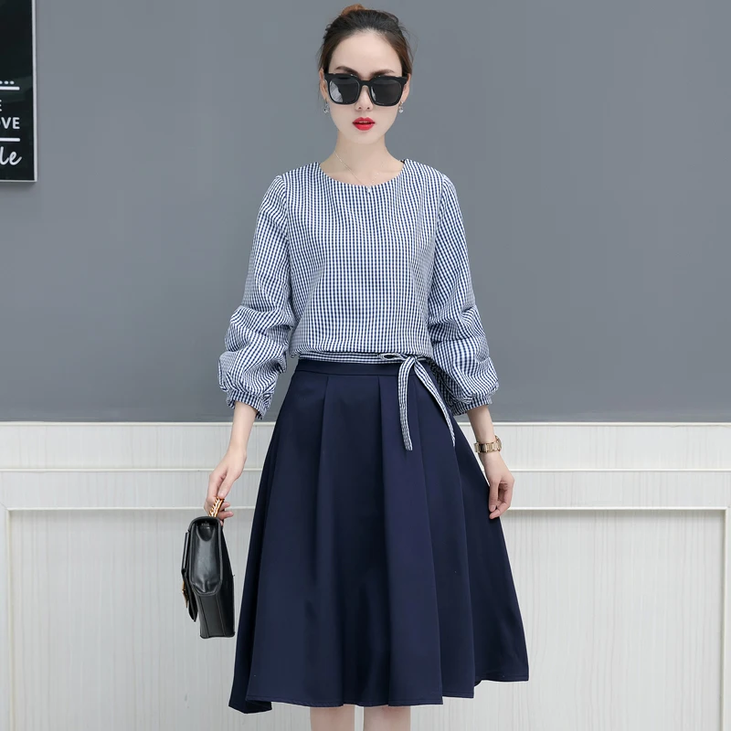 

Sweet skirt suits female spring new han edition long-sleeved plaid shirt bust skirt of tall waist A word two-piece outfit