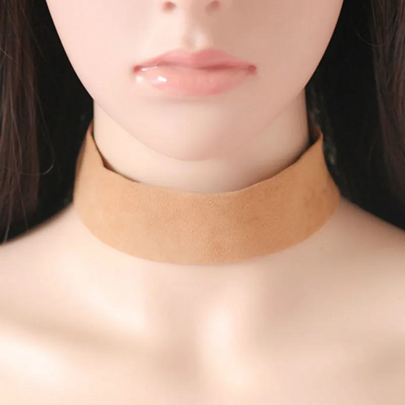 Новинка 2017 черное бархатное колье-чокер женские широкие чокеры чокер простые -