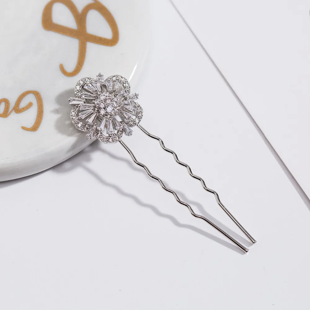 wedding accessories for hair Five leaf flower pin is inserted Small zirconium kanzashi Hair hairpin bride accessory | Украшения и