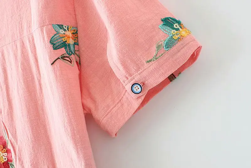 

Plus size cotton short Sleeve women t shirt 2018 floral Embroidered t-shirt V-Neck women tops tshirt summer tee shirt femme