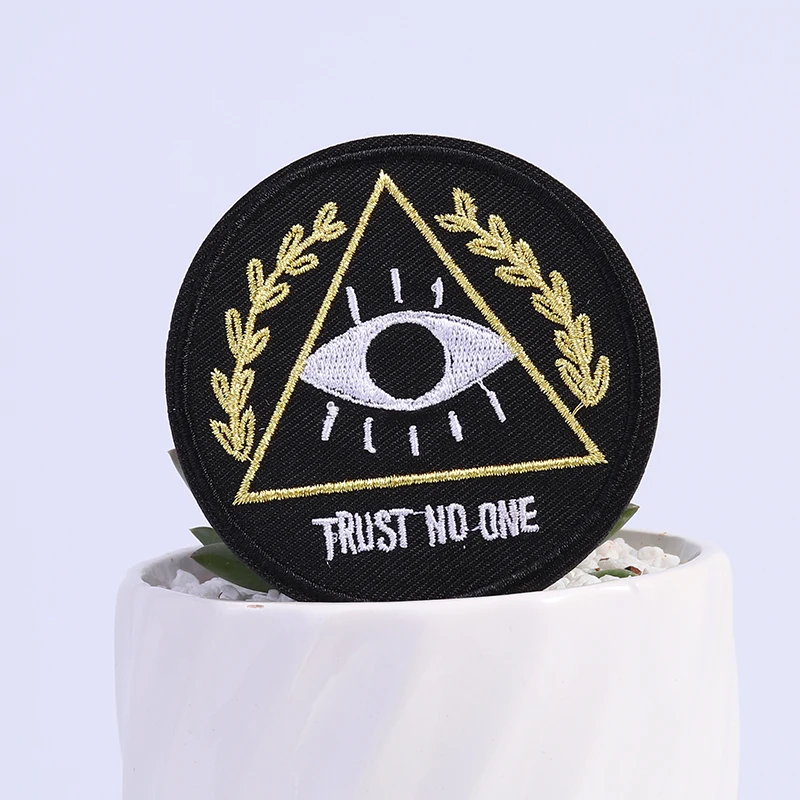 1 шт. нашивки для одежды черный значок с глазами/листьями/текстом TRUST NO ONE патчи