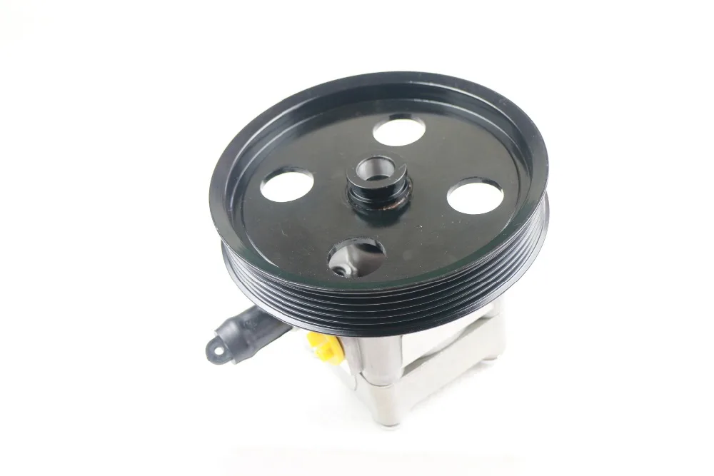 NEW Power Steering Pump Fit For Volvo S60 XC70 V70 Mk II 2.4 D 5 30665101 |