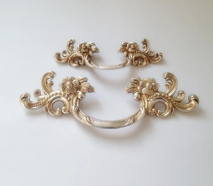 

Antique Silver Dresser Pull Handles Drawer Pulls Door Handles Flower Cabinet Pulls Handles Knobs Furniture Hardware