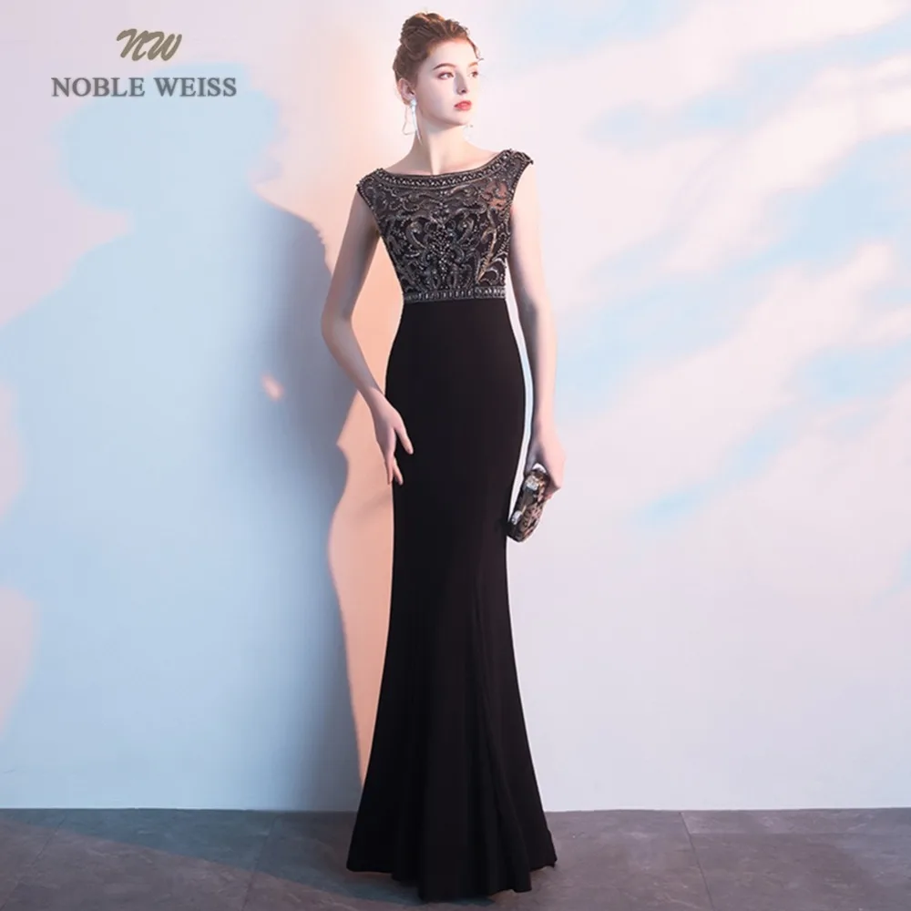 Женское вечернее платье Русалка NOBLE WEISS черное с круглым вырезом и открытой