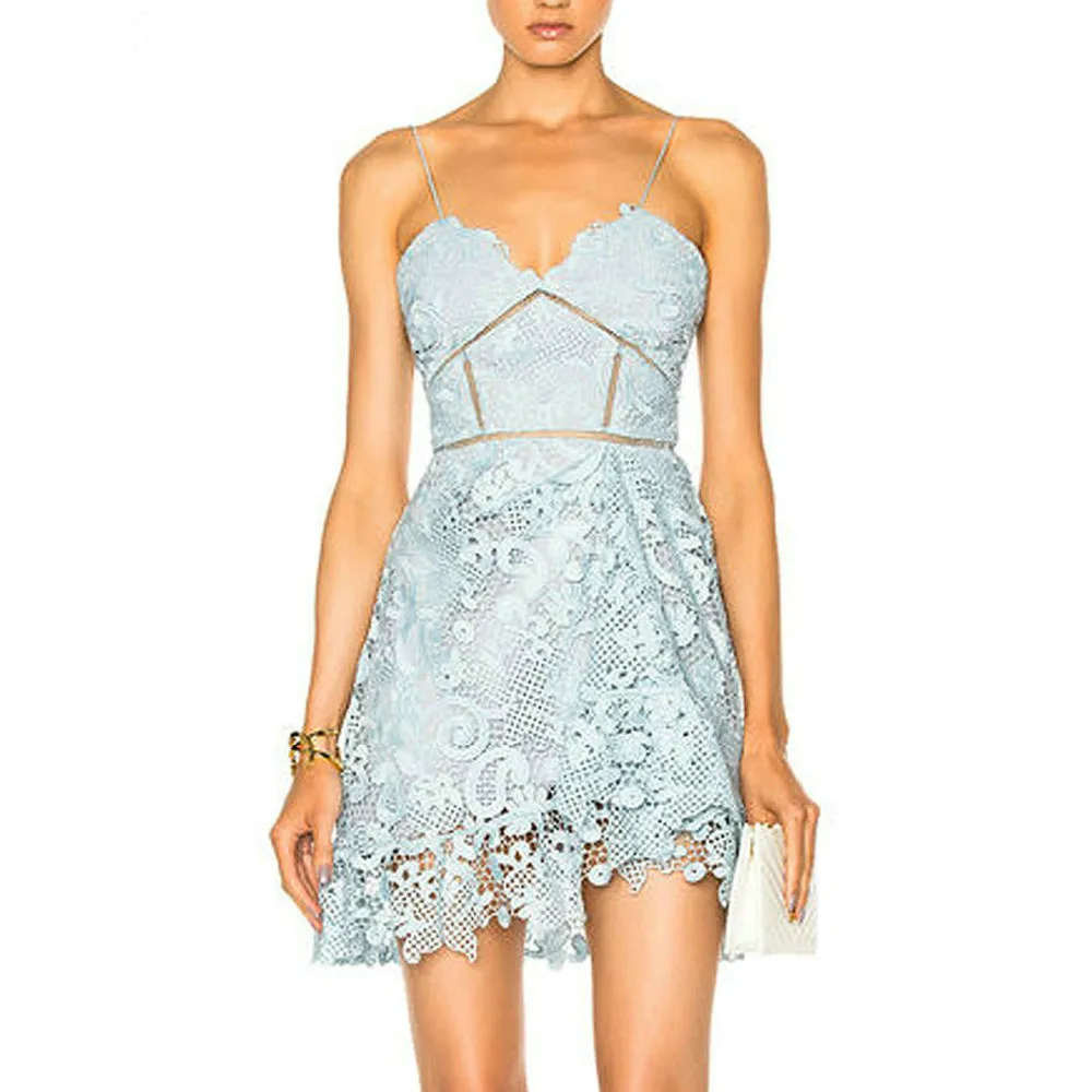 Женское винтажное мини-платье голубое вязаное кружево на тонких бретелях