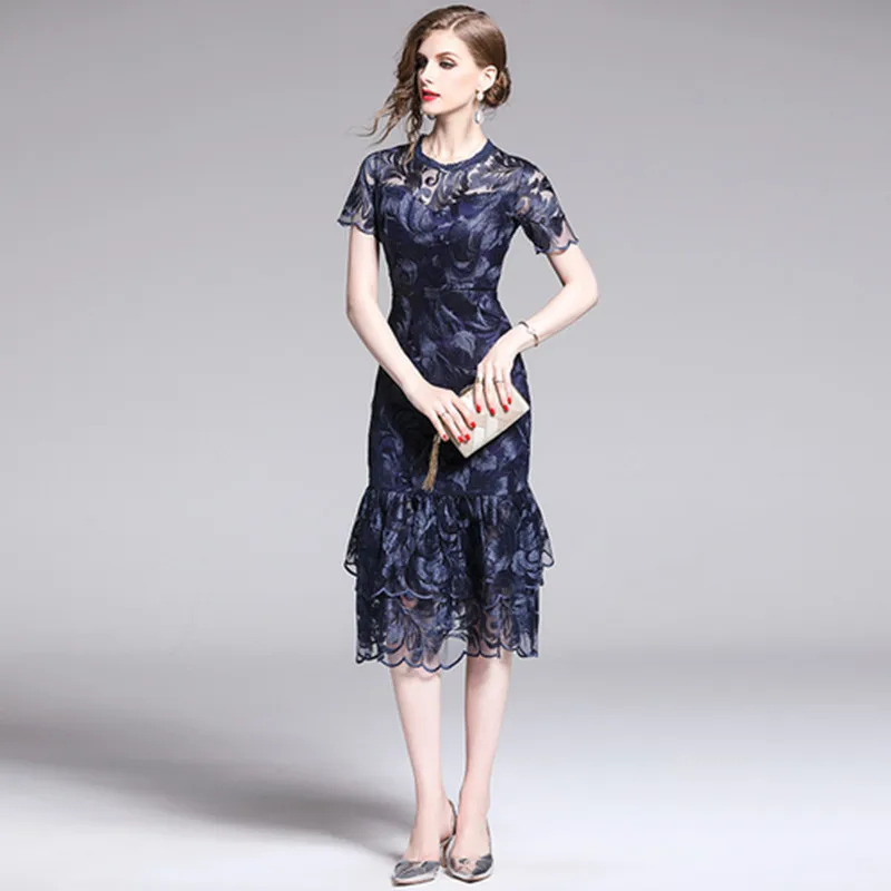 Женское Сетчатое платье с вышивкой элегантное облегающее коротким рукавом