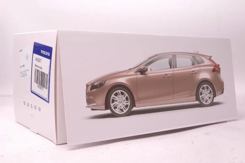 1:18 литья под давлением модель для Volvo V40 Белый внедорожник сплав игрушечный автомобиль миниатюрная коллекция подарки XC 90