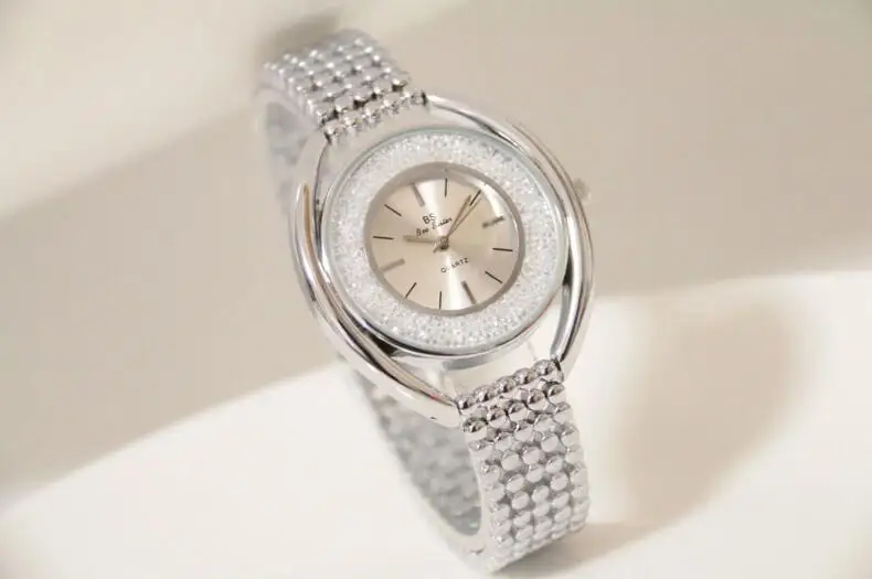 Роскошные женские часы с австрийскими кристаллами модельные из нержавеющей