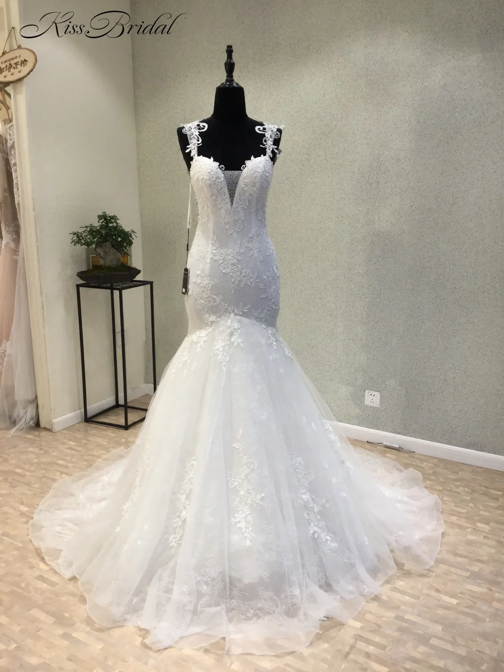 

Vestido de noiva новые модные белые свадебные платья Стиль русалки прозрачные пуговицы сзади Тюль аппликация свадебные платья
