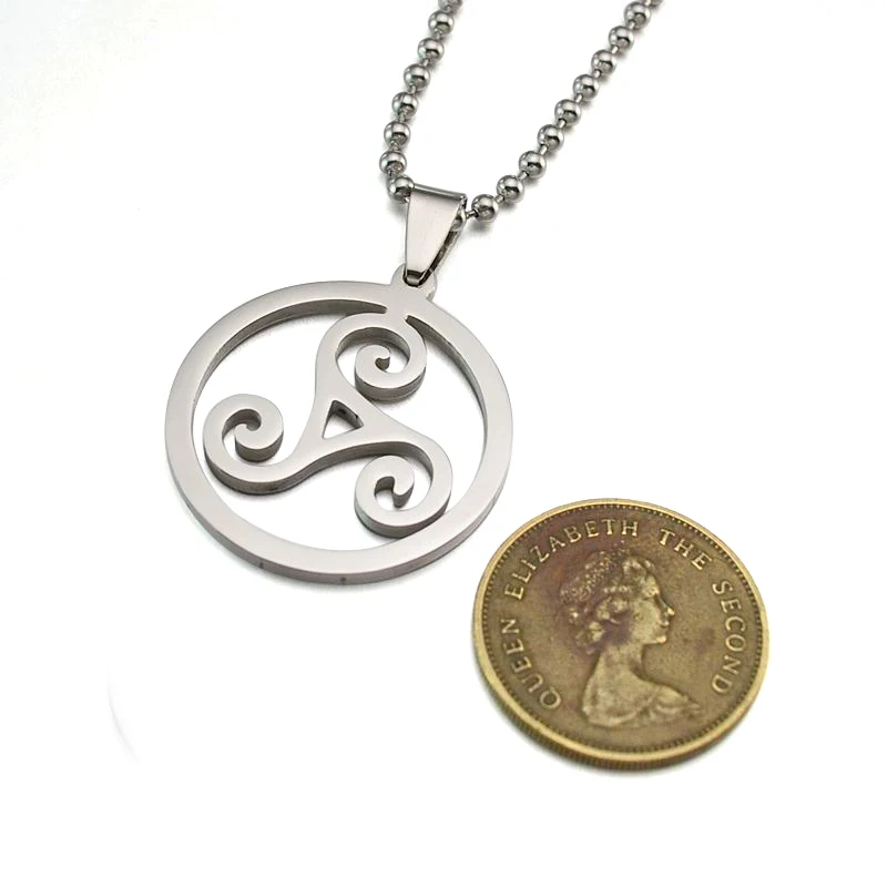 Ожерелье с круглым кулоном из нержавеющей стали Triskelion Triskele свободная цепочка