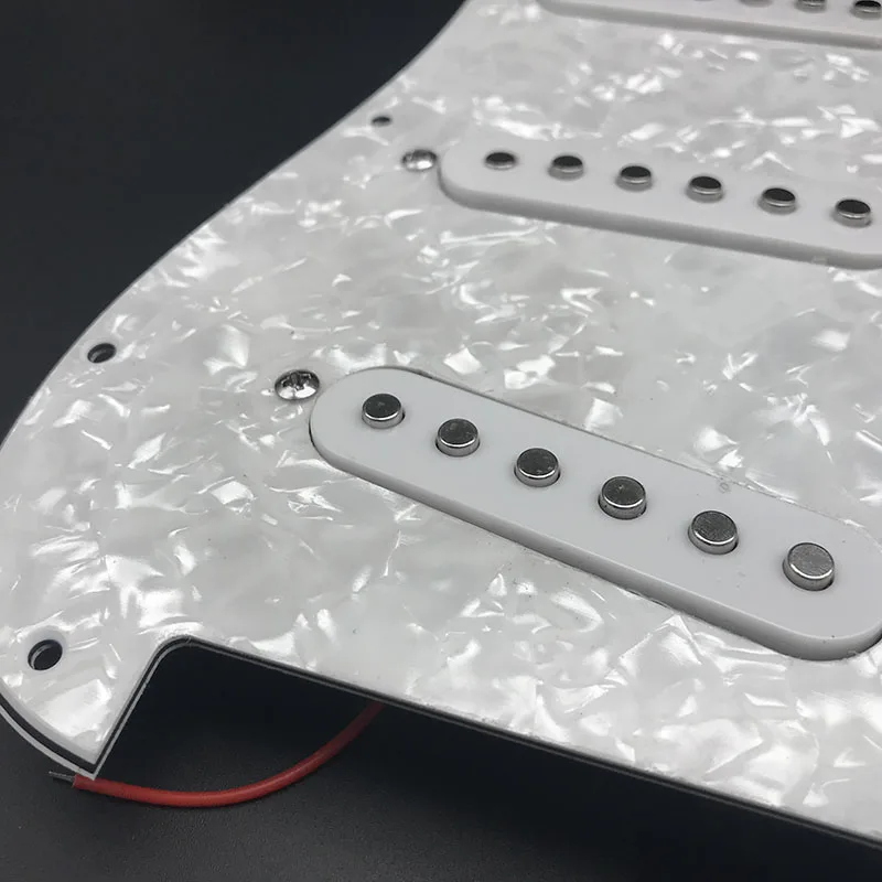 Одна катушка Alnico электрогитара Pickguard звукосниматели AlnicoLoaded Prewired 11 отверстий SSS красный/белый жемчуг белый аксессуары для гитары
