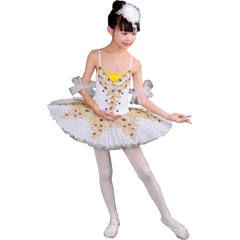 Фото Из балета &quotЛебединое озеро" Костюм с балетной юбкой для девочек детское