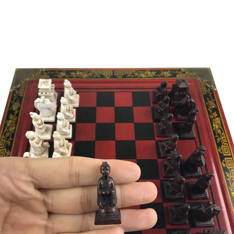 

Easytoday Wooden Chess Game Set Resin Character Modeling Chess Pieces Chinese Retro Terracotta Warriors Wooden Chessboard Gift